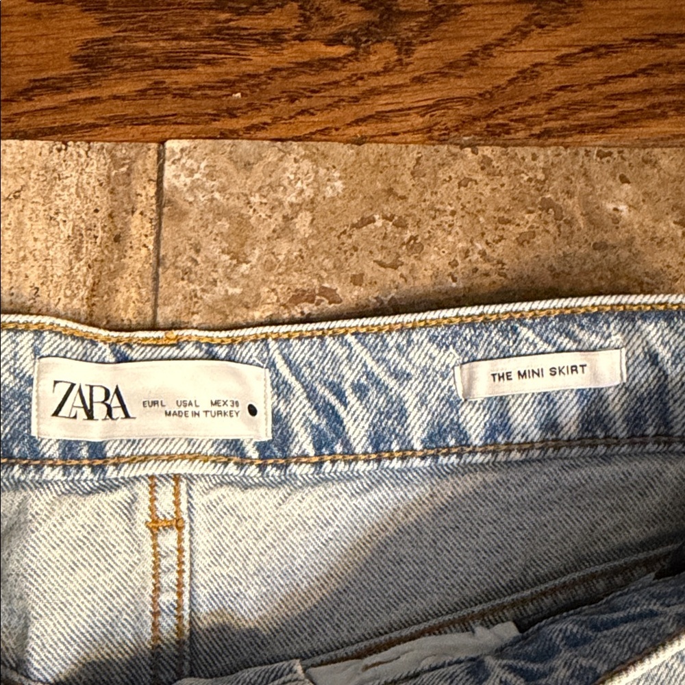 Zara Light Blue Distressed Denim Shorts - Picture 3 of 4